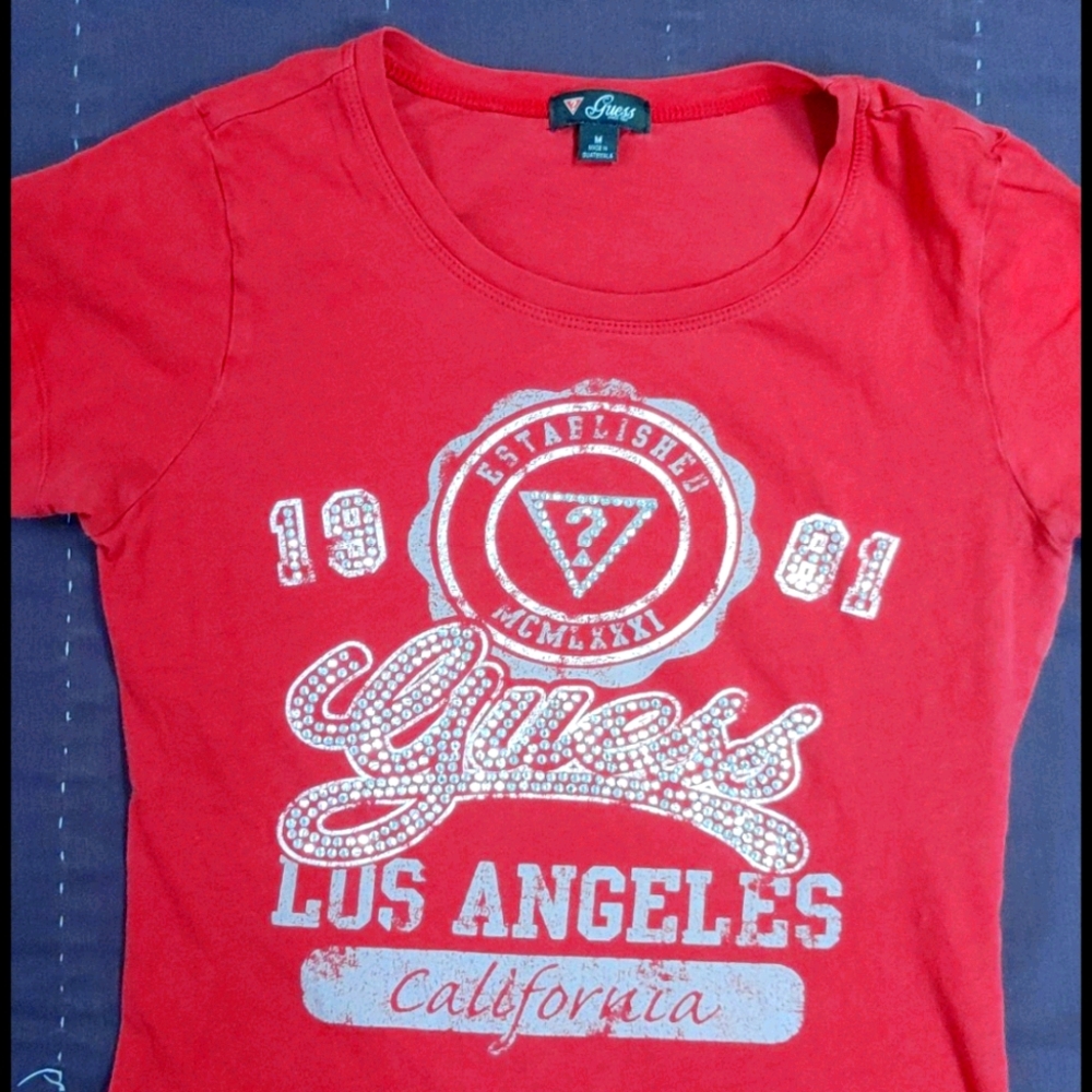 Guess tshirt